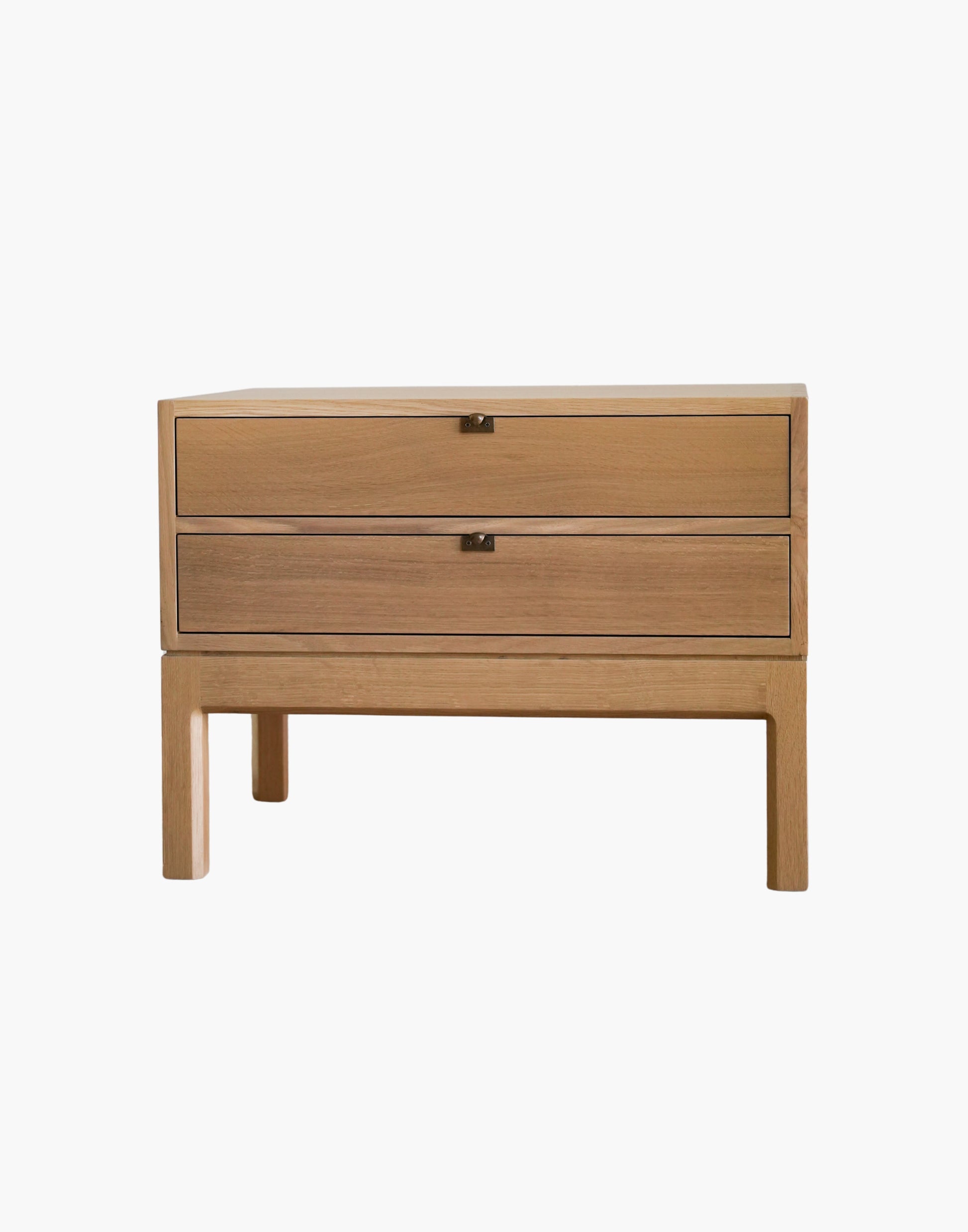 Custom Quarter-Sawn White Oak Nightstands with Integrated Charging Drawer Docks