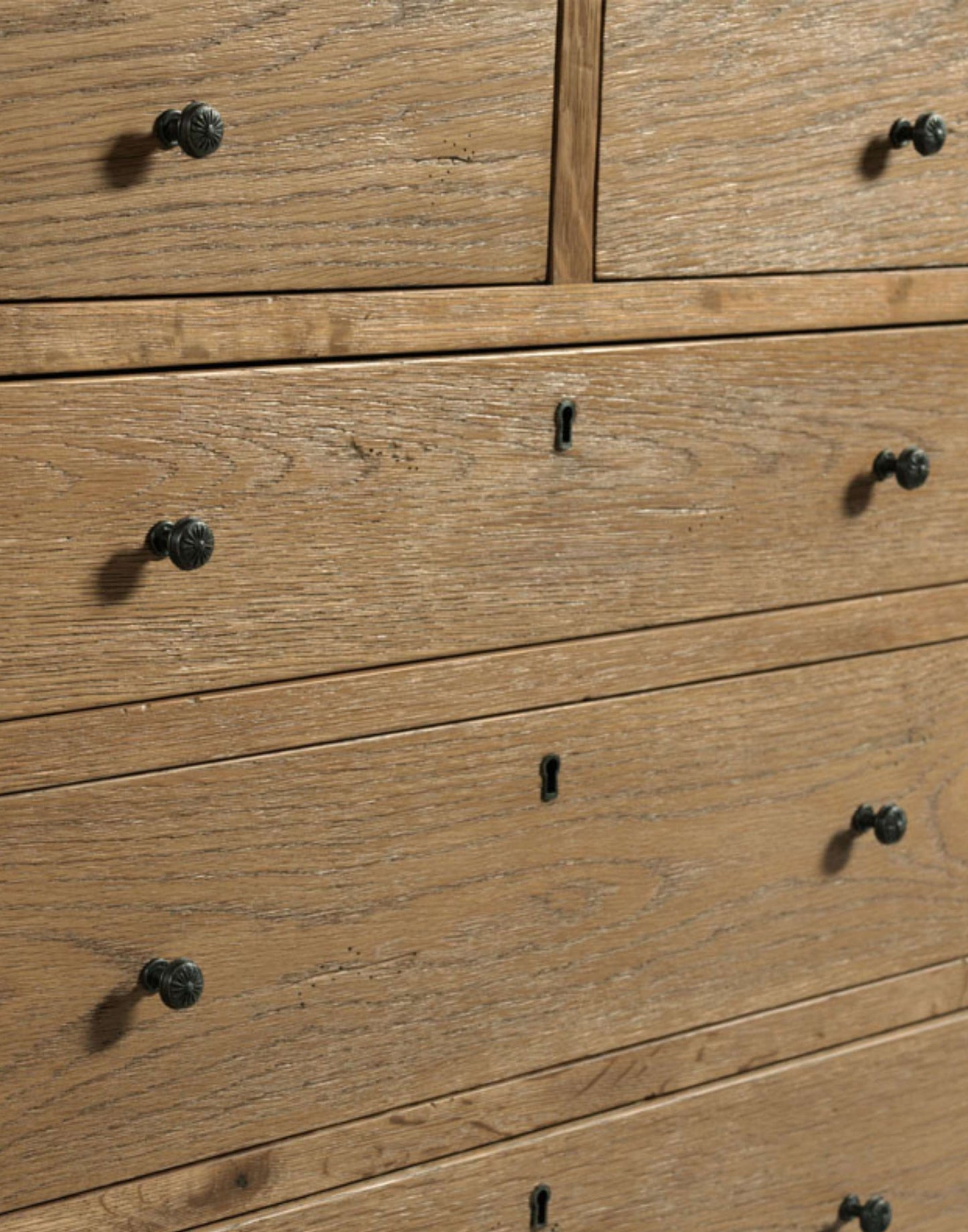 Solid Oak & Veneer 5 Drawer Chest