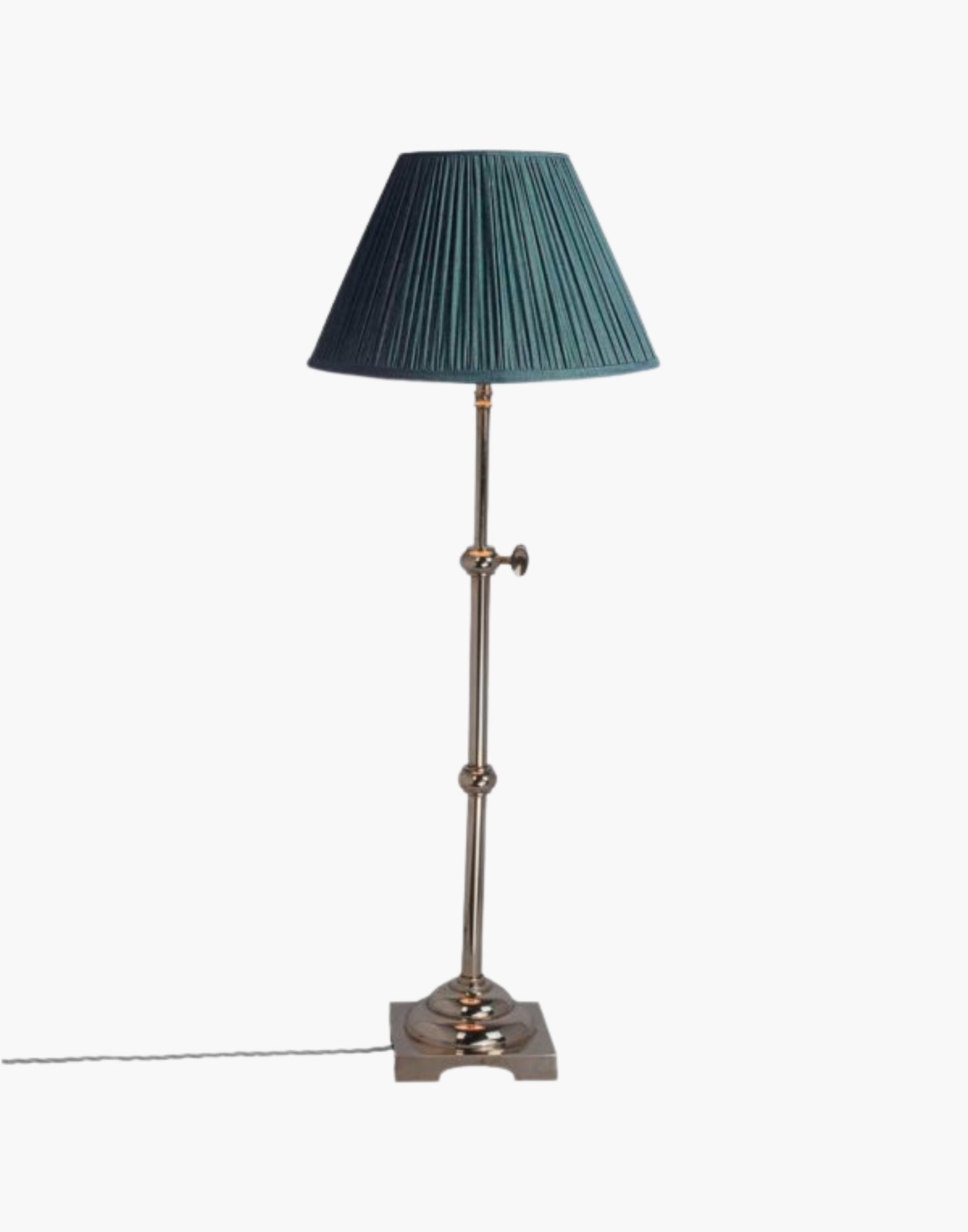 Pullman Lamp in solid brass, inspired by 1930s–1940s Pullman railway dining cars. Adjustable height with customizable finishes and shade options. Elegant and timeless design.