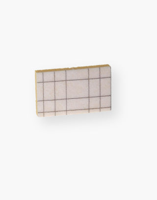 Kitchen sponge with decorative checks